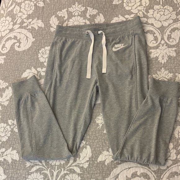 Nike Pants - Nike Light Gray Cotton Joggers ~ Size Small